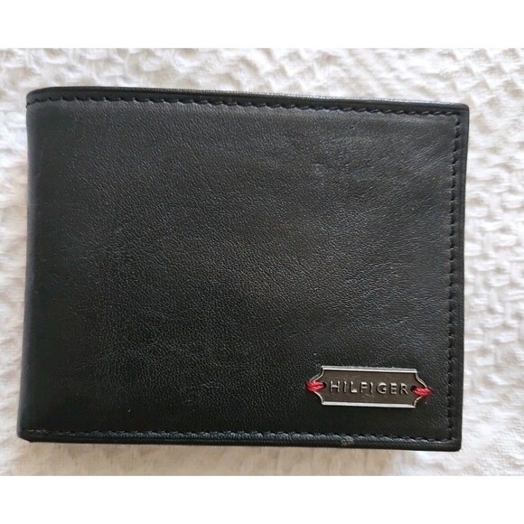 Tommy Hilfiger Black Leather Credit Card Wallet Billfold NEW - Picture 1 of 10